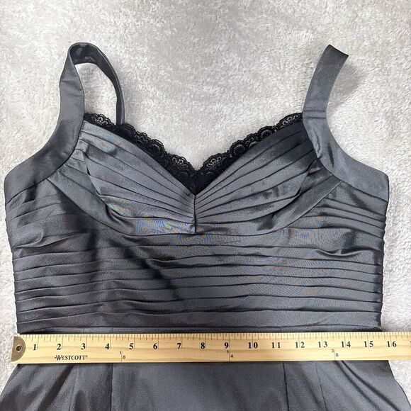 Adrianna Papell Women Sheath Cocktail Dress 12P Gray Ruched Bodice Lace Trim - Picture 14 of 15